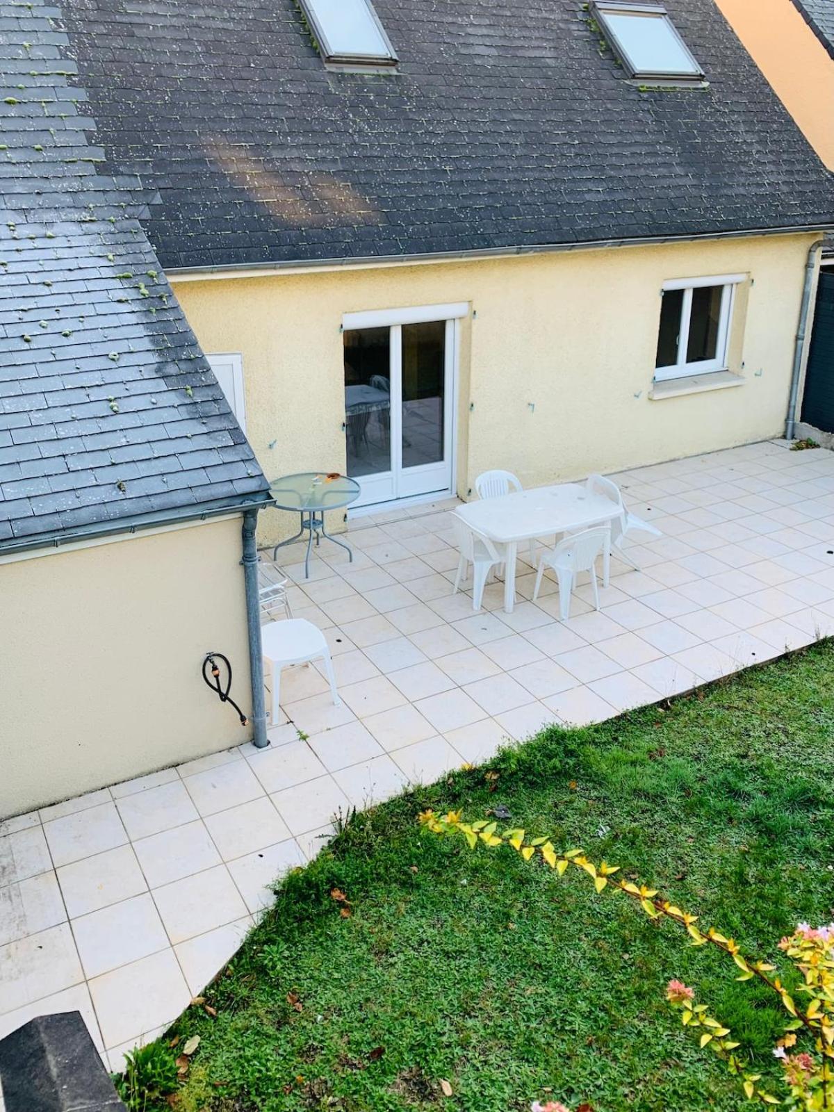 Vila Man Cave Le Mans Exteriér fotografie